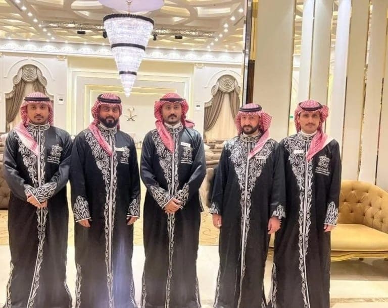 خدمة ضيافة مع قهوجي محترف